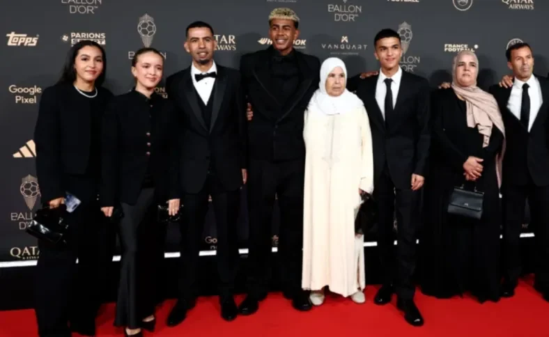 Bố của Yamal sắp đính hôn với bạn gái kém 16 tuổi